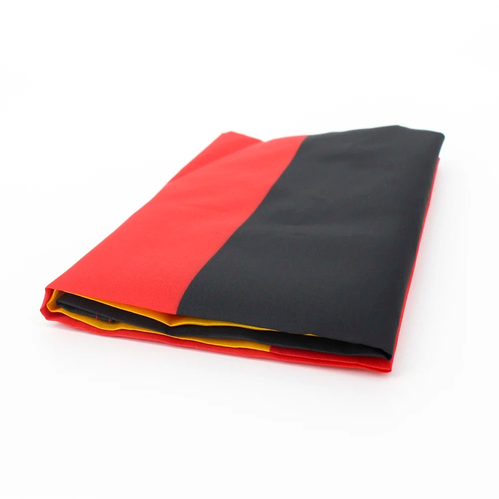 Deutschland Flagge 90x150 cm – Polyesterfahne mit Ösen zur Befestigung